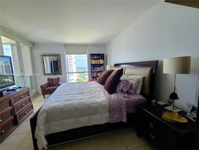 South Tower at the Point unit 1602, Aventura, FL 33180 - photo 5