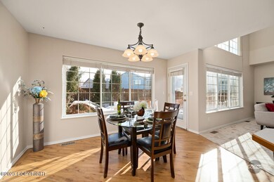 Dining Rm