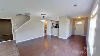 1217 Triece Ln, Charlotte, NC 28215 - photo 6