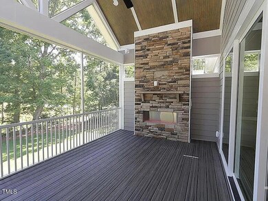 SCREENED IN PORCH