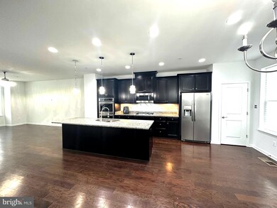 2812 Pinebrook Rd, Landover, MD 20785 - photo 6