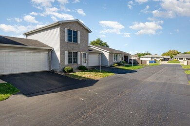 1023 Windsor Ln, Dyer, IN 46311 - photo 4