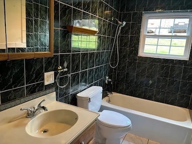 1 Walker Rd unit 3, North Andover, MA 01845 - photo 6