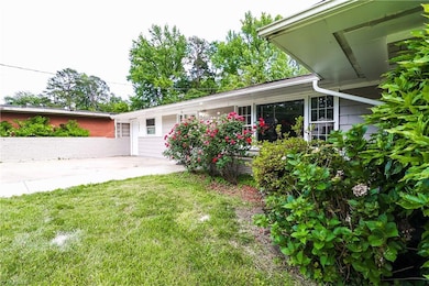 1402 Wendell Ave, High Point, NC 27260 - photo 4