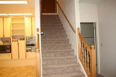 218 N Jackson St, Hugoton, KS 67951 - photo 3