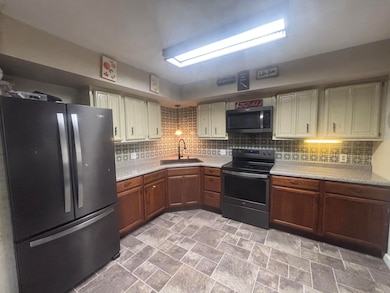 816 Water St, Hobart, IN 46342 - photo 6