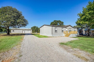 195 Clay Ct, Springtown, TX 76082 - photo 2