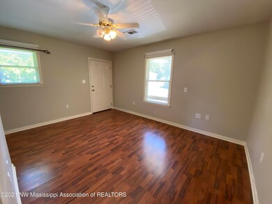 514 Wadsworth Cir unit B, Hernando, MS 38632 - photo 4
