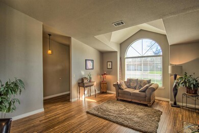 Dramatic Living Rm