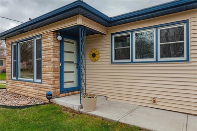 4100 40th St, Des Moines, IA 50310 - photo 2