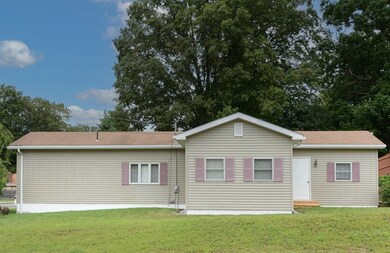 53 Comins Pond Rd, Warren, MA 01083 - photo 3