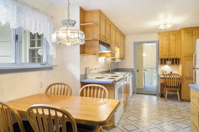 73 Appleyard Ln, Holliston, MA 01746 - photo 6