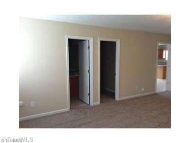 3525 Marksbury Dr, Greensboro, NC 27405 - photo 6