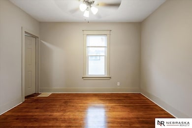 1330 S 21st St, Omaha, NE 68108 - photo 7
