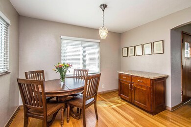 Dining Area_1