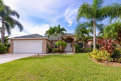 ENTRY TO YOUR PRIVATE OASIS!