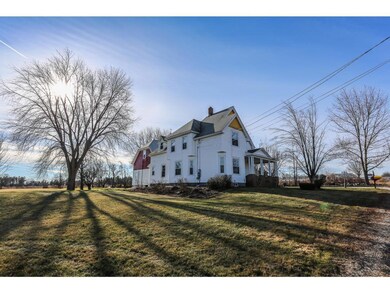 106 Worthley Rd, Bedford, NH 03110 - photo 2