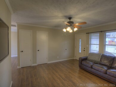 1117 W School Ct, Claremore, OK 74017 - photo 7