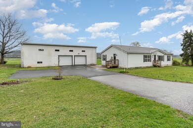 234 Hade Rd, Saint Thomas, PA 17252 - photo 2