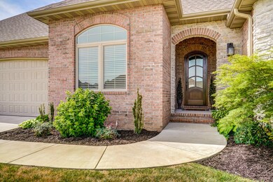 846 E Edenmore Cir-4