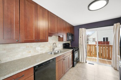 1118 Brunswick Harbor unit 43, Schaumburg, IL 60193 - photo 6