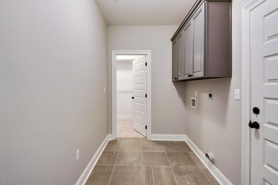 alton 1 laundry room