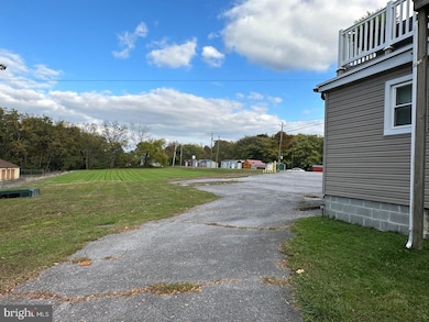 1602 Spring Rd, Carlisle, PA 17013 - photo 5