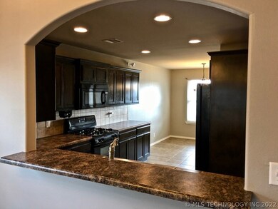 8945 S 255th East Ave, Broken Arrow, OK 74014 - photo 7