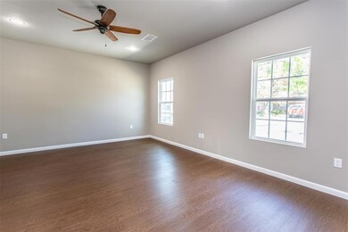 1006 Oneal St, Gainesville, TX 76240 - photo 5