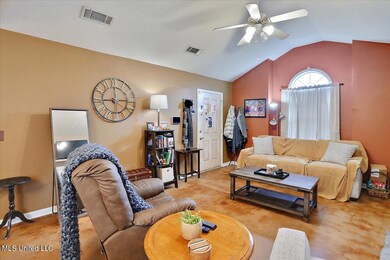 06-326 Evergreen Way