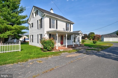 489 Zea St, Strasburg, VA 22657 - photo 2