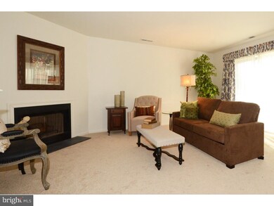 221 Windsor Ct, Glen Mills, PA 19342 - photo 3