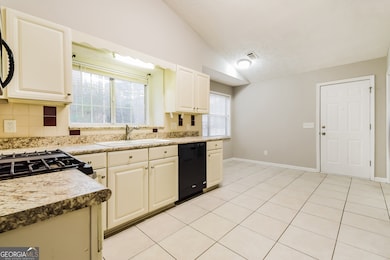 4547 Aladdin Ct, Powder Springs, GA 30127 - photo 6