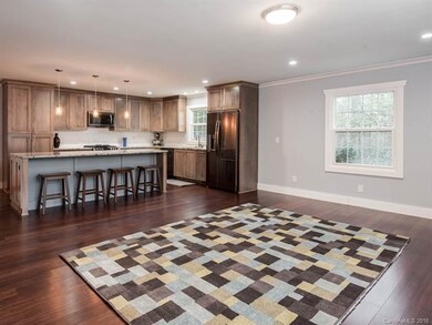 20 Gardenwood Ln, Asheville, NC 28803 - photo 6