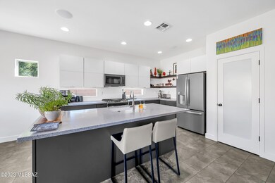 12-Kitchen