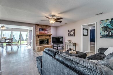 1917 Schumac Ln, Bedford, TX 76022 - photo 5