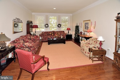 4531 Hummingbird Ln, Fairfax, VA 22033 - photo 5