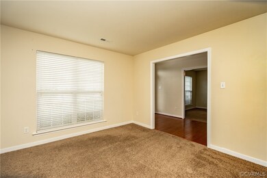 Formal Living Room Off Entrance