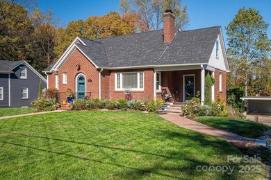 628 W 8th St, Newton, NC 28658 - photo 4