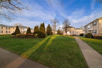 81-41 268th St unit 293 B, Glen Oaks, NY 11004 - photo 6