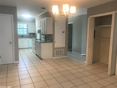 Kitchen/Dining combo