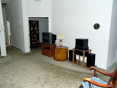 151 NW Wrightwood Cir, Grants Pass, OR 97526 - photo 4