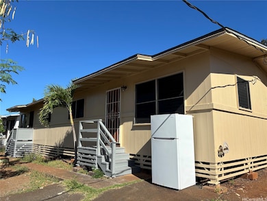 3420 & 3422 Salt Lake Blvd, Honolulu, HI 96818 - photo 2
