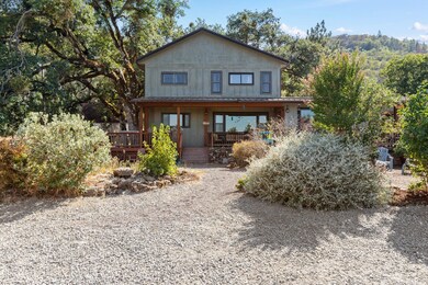 4851 Old Stage Rd, Central Point, OR 97502 - photo 5