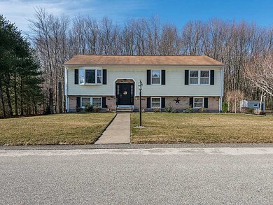 26 Village Way, North Smithfield, RI 02896 - photo 2