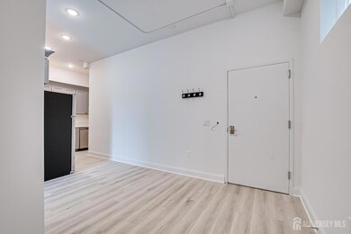 21 Station Place unit 206, Metuchen, NJ 08840 - photo 7