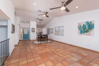 Great Room Area Kitchen Table