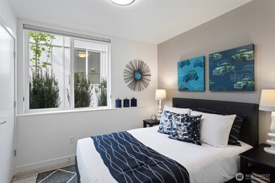 2527 29th Ave S unit C, Seattle, WA 98144 - photo 2