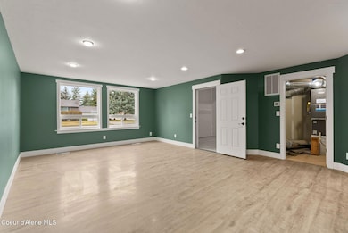 Inside-Spokane-Olive-3