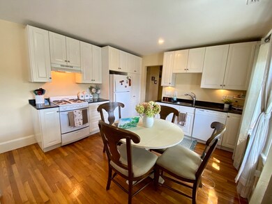 38 Grossman St unit 1R, Quincy, MA 02169 - photo 4